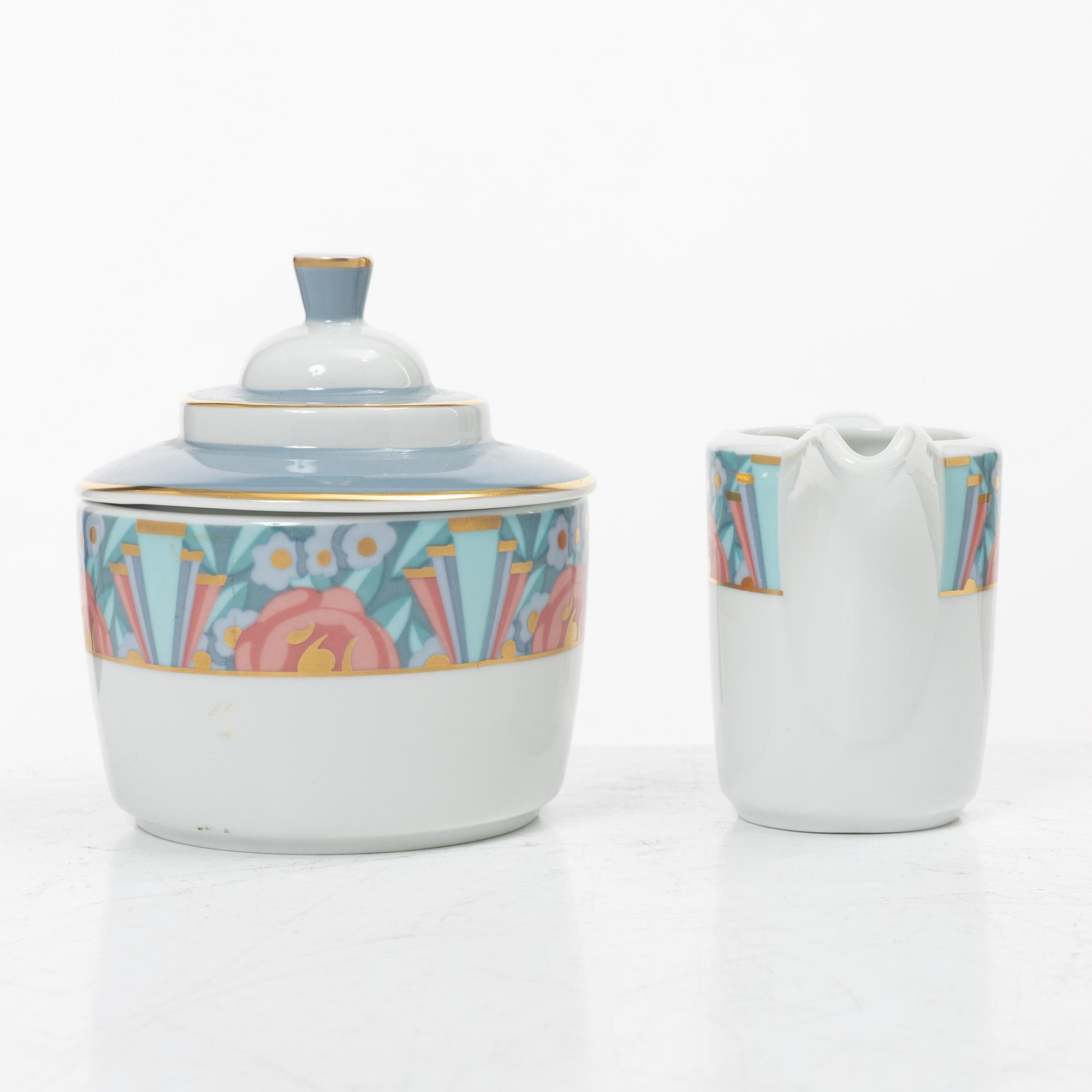 Heikki Orvola, matservis, 77 delar, porslin, "Amoroso",  Rörstrand.