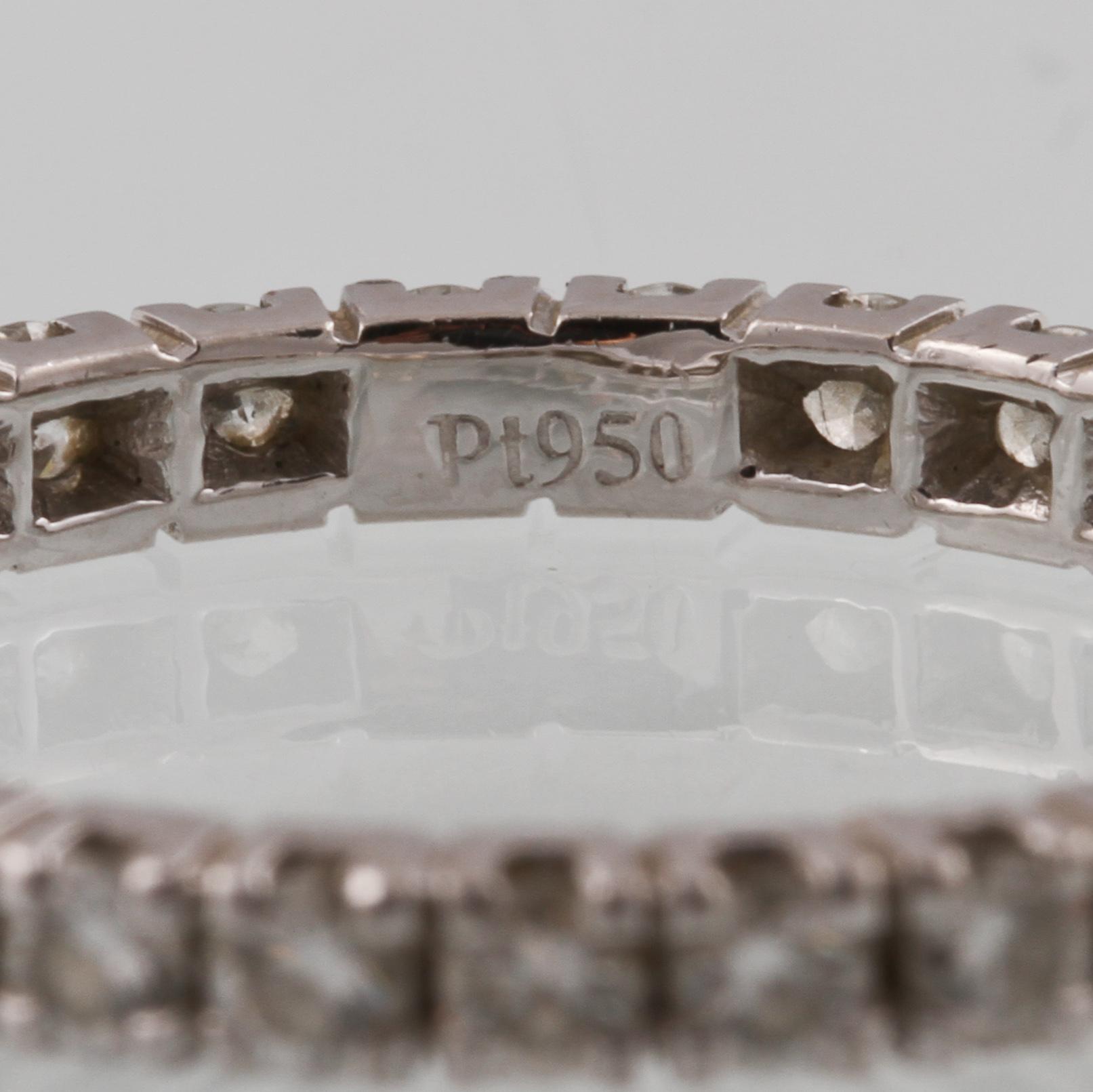 RING, platina med briljantslipade diamanter ca 2.00 ct. Vikt 4,0 gram.
