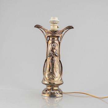 A silver plated table lamp, Art Nouveau, early 20th century.