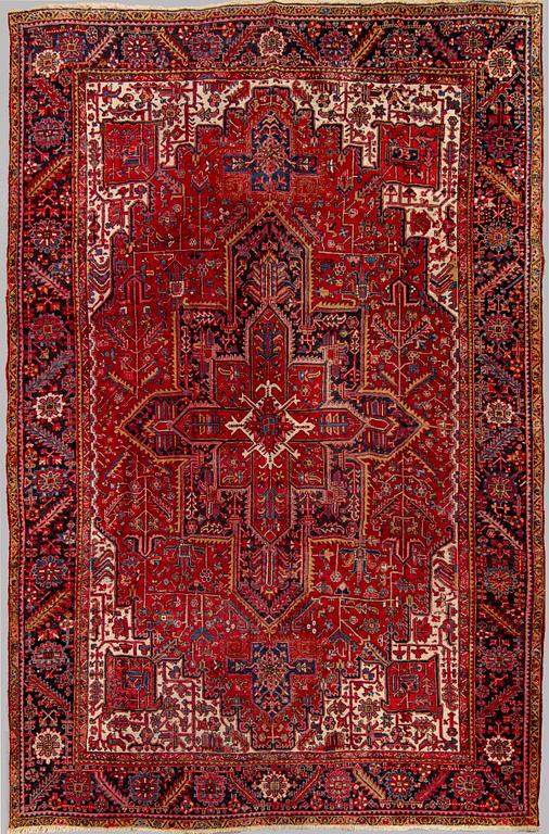 A semiantique Heris carpet 404x290 cm.