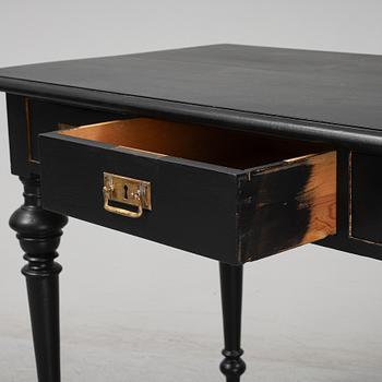 A late 19th century desk.