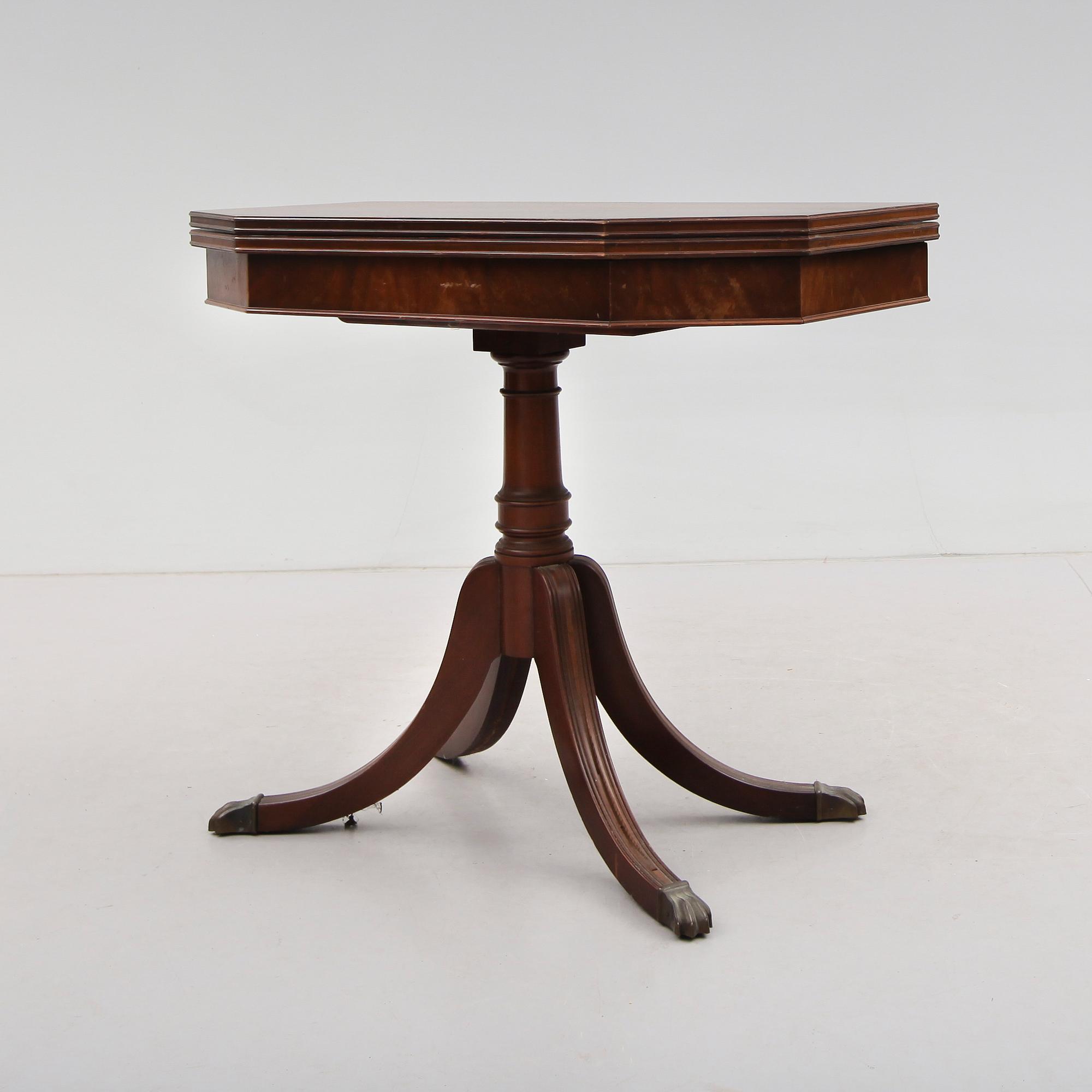 SPELBORD, England, 1900-talets andra hälft.