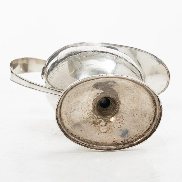 Carl Zacharias Schultz, gräddkanna, silver, (verksam 1819-1847) Tavastehus, Finland.