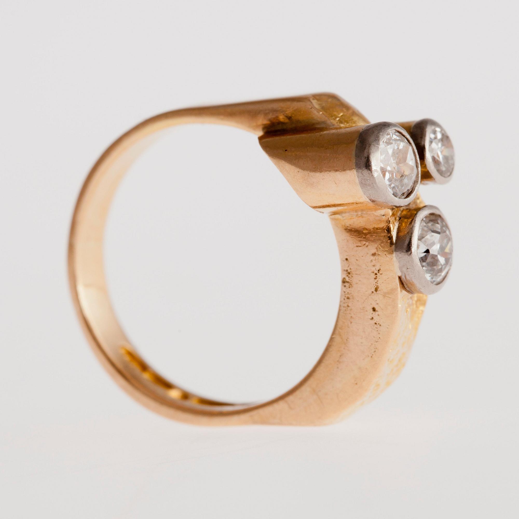 Björn Weckström, RING, 18K guld, antikslipade diamanter ca 0.85 ct, Kruunu Koru Helsingfors 1965.