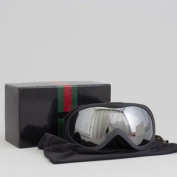 A pair of Gucci model GG 1653 M00502 ski goggles.