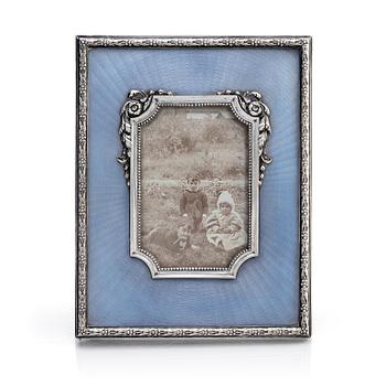 A Wilhelm Bolin silver and guilloché enamel frame, Moscow 1912-1917.
