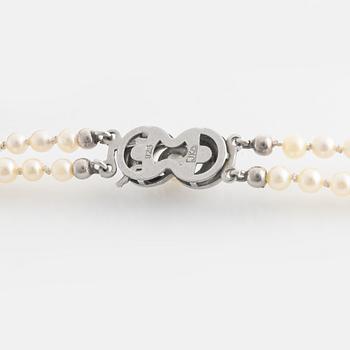 Two strand cultured pearl necklace.