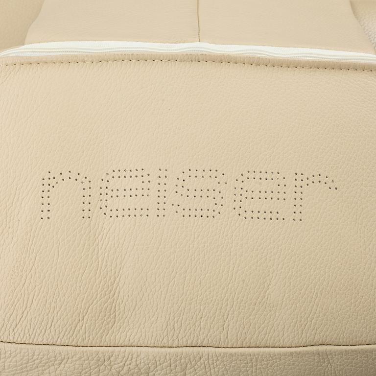 A reclininger, Neiser, contemporary.