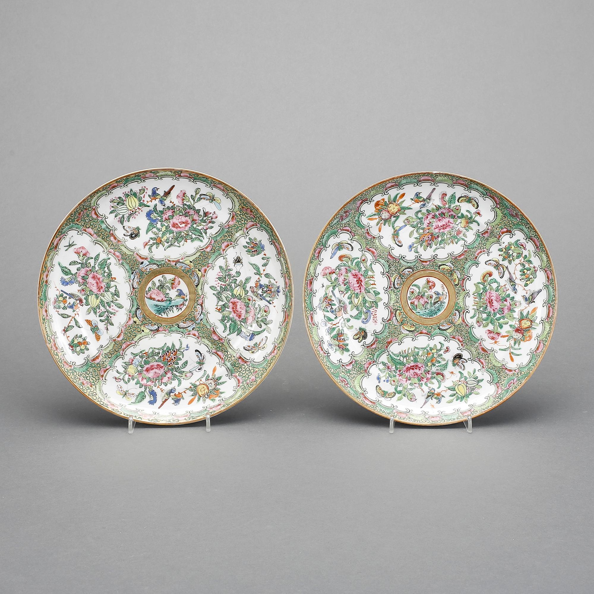 TALLRIKAR, 2 st, porslin, Kina, Kanton, 1800-tal.
