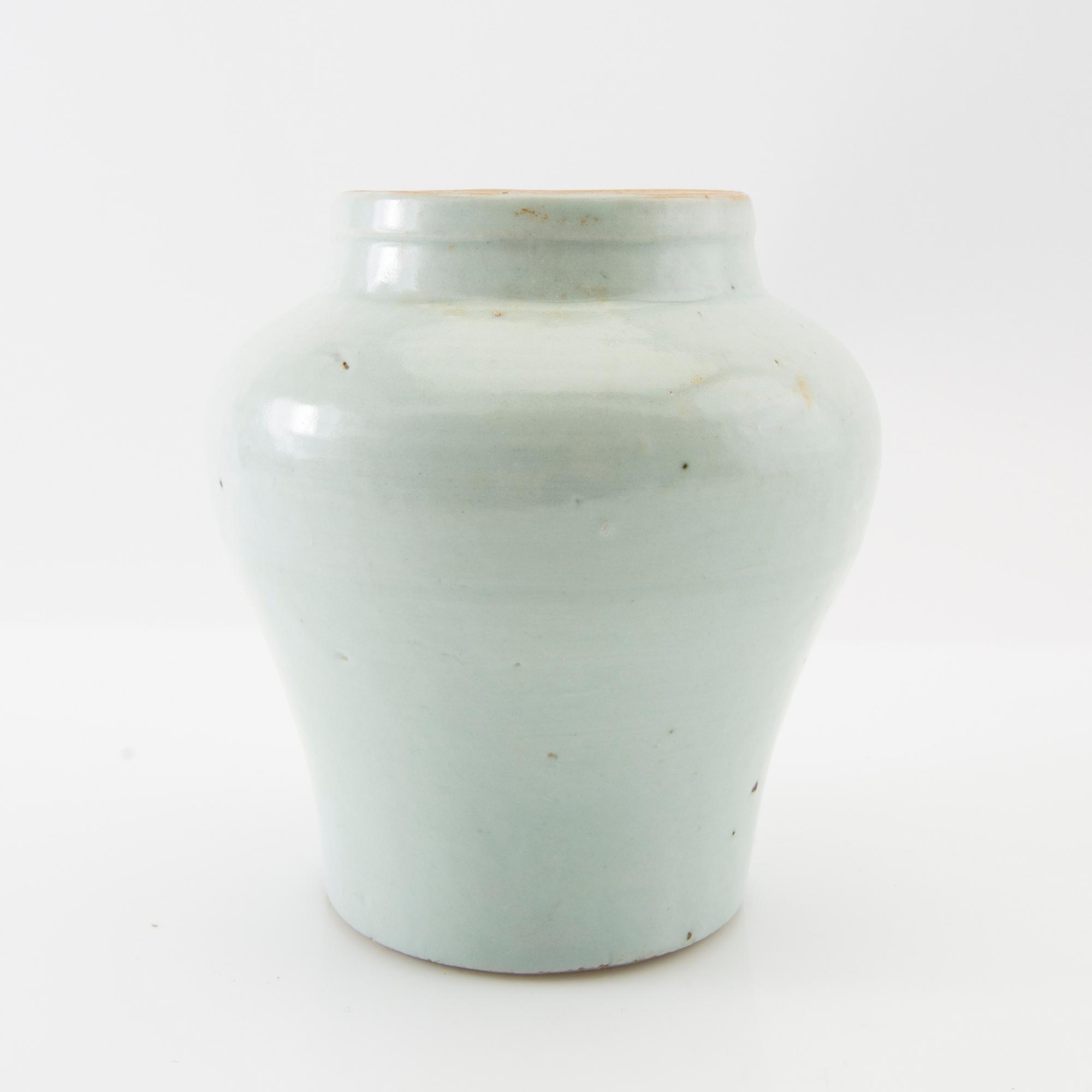 Vase China Transition 17th century porcelain.