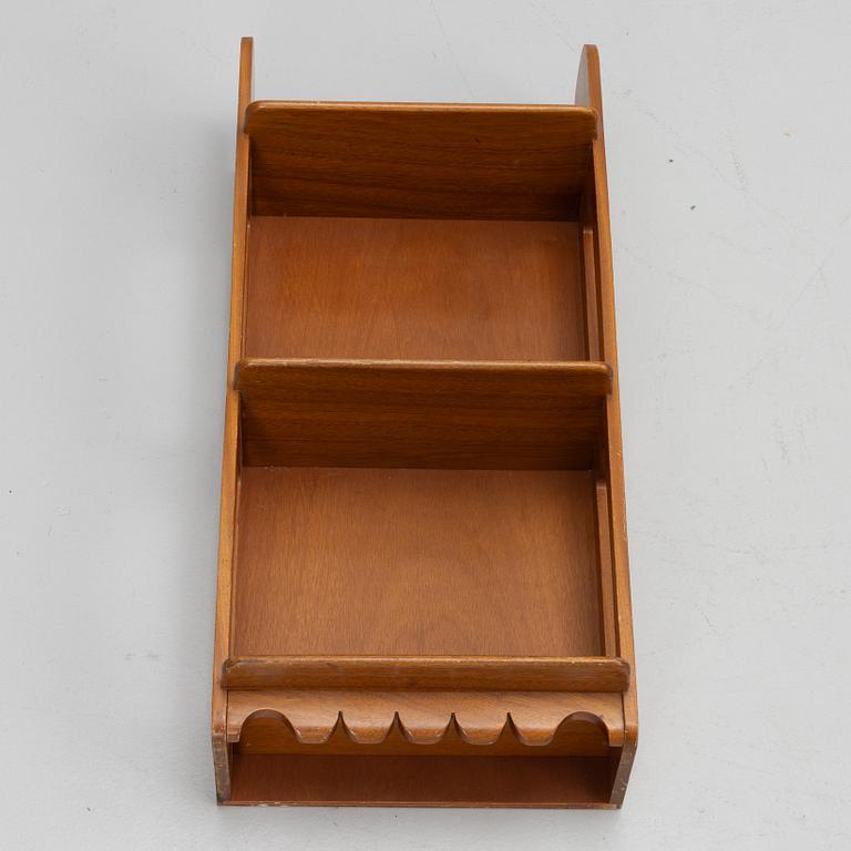 Josef Frank, Wall shelf, model B 2085, Svenskt Tenn.
