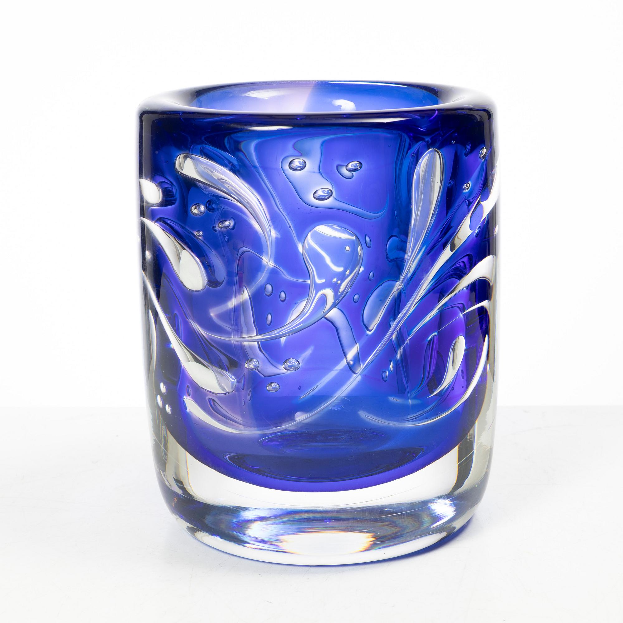 Olle Alberius, an Ariel glass vase, Orrefors, 1986.