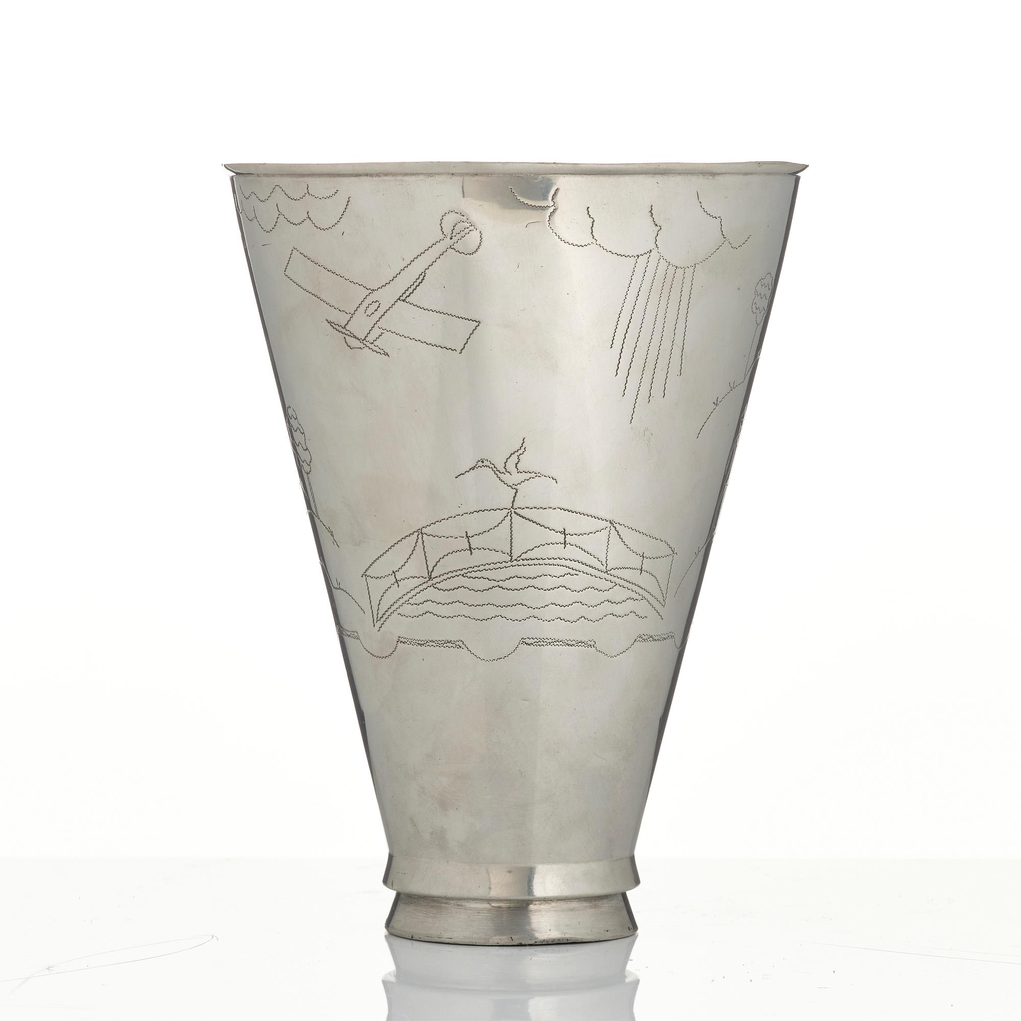 Nils Fougstedt, Vase, Firma Svenskt Tenn, Stockholm, 1925.