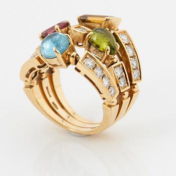 Bulgari ring "Allegra" med runda briljantslipade diamanter.