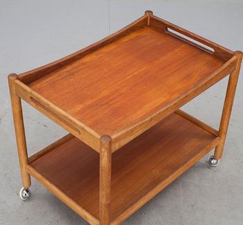 SERVERINGSVAGN, Hans J Wegner för Andreas Tuck, brännmärkt. Danmark.