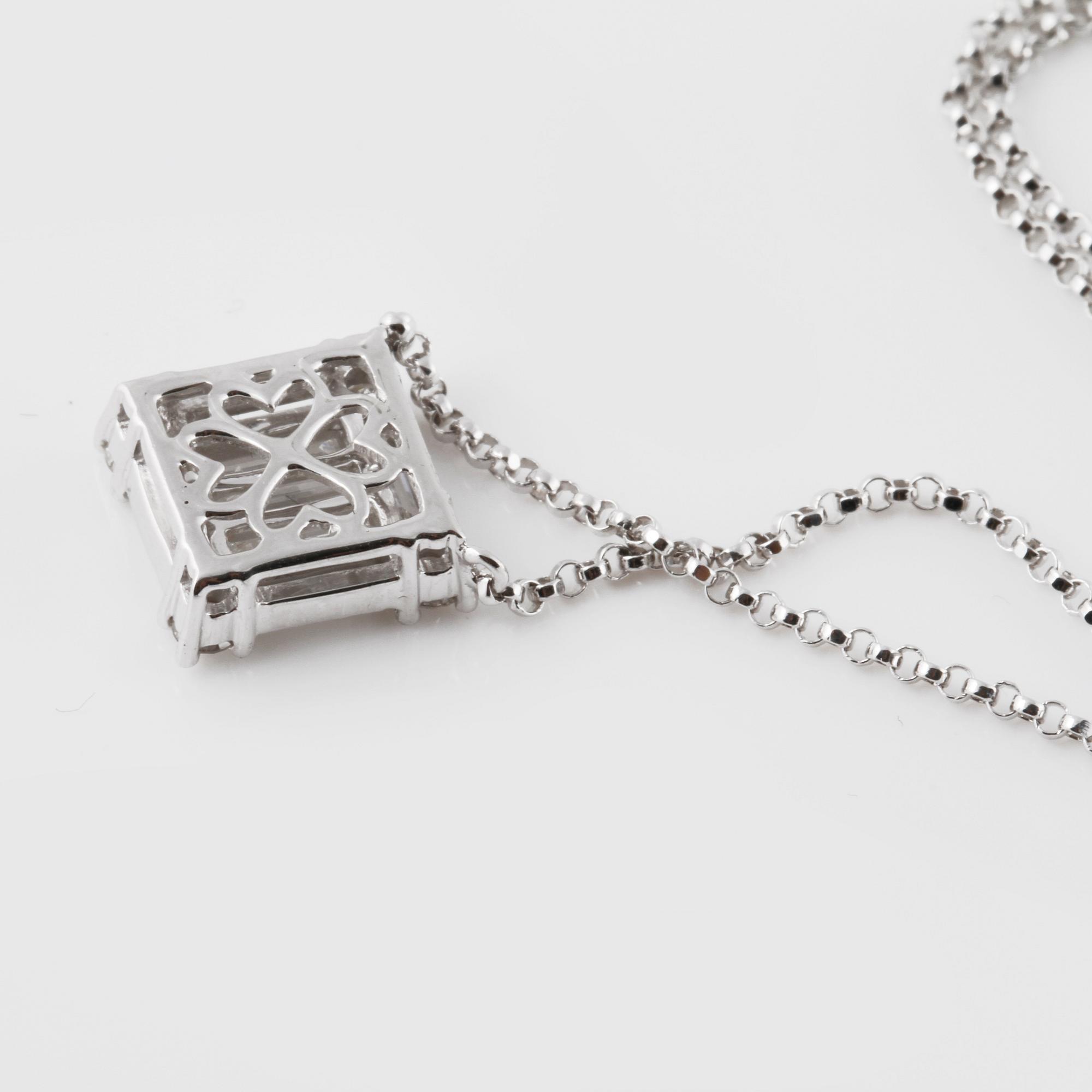 COLLIER, med baguette och briljantslipade diamanter ca 0.60 ct.