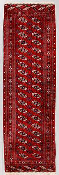 A Turkmen runner, old/semiantique, ca 257 x 79 cm.