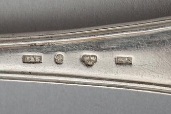 MATSKEDAR, 7 st, silver, bl a 1838 och 1879. Vikt ca 438 g.