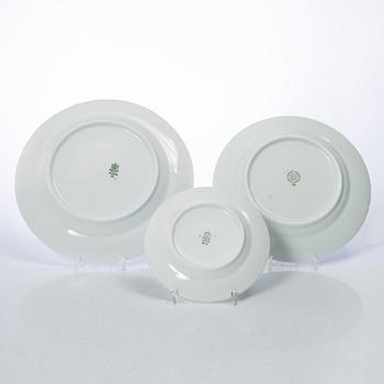 A 62 piece "Måsen" service, Bing & Grøndahl.