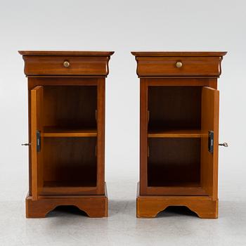 Sängbord, ett par, Grange, Frankrike, sent 1900-tal.