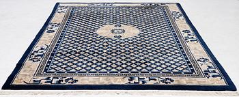 Carpet China, approx. 290 x 190 cm.