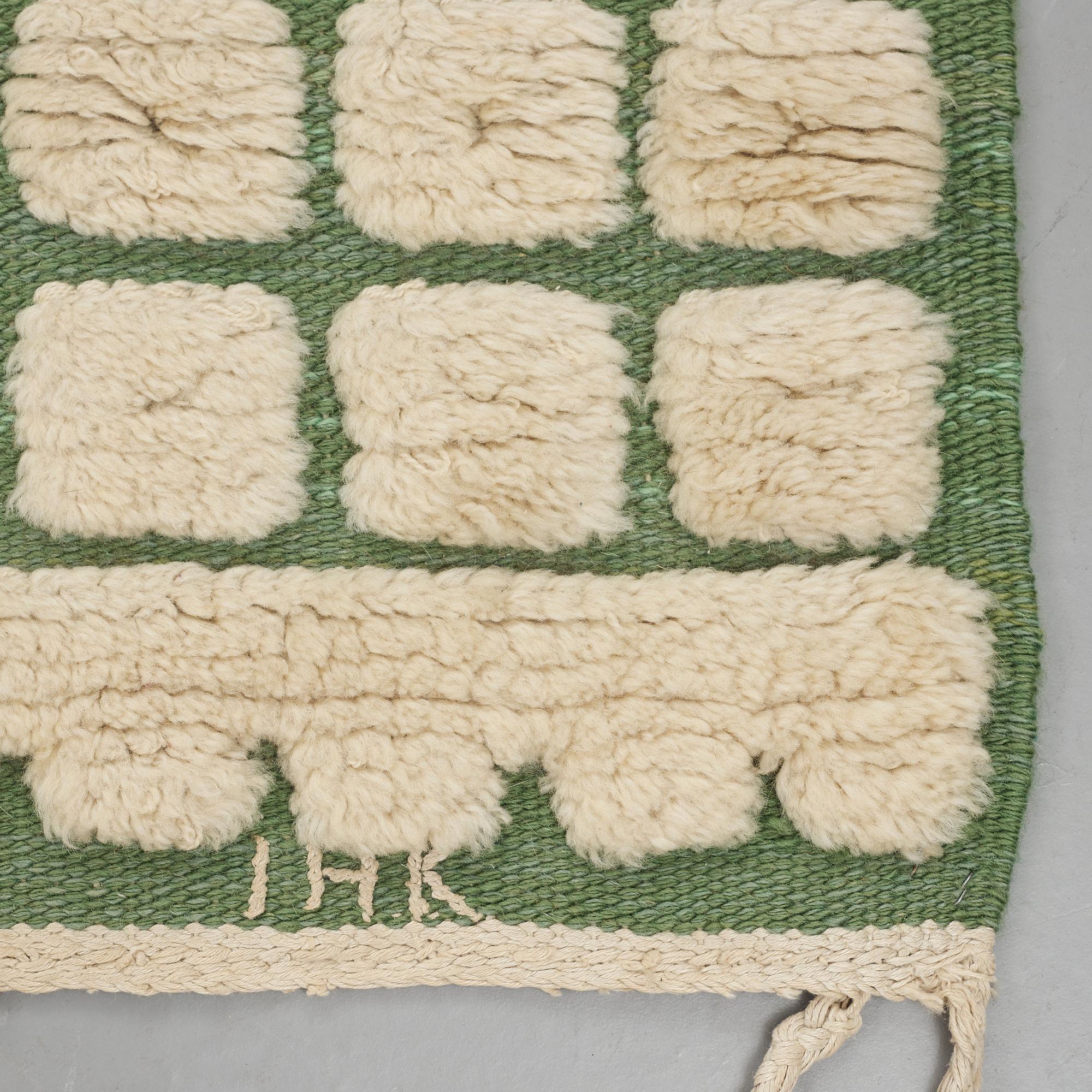 Ingrid Hellman-Knafve, Matto, knotted pile in relief, ca 244-245 x 178,5-183 cm, signed IHK.