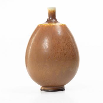 Berndt Friberg, a vase, Gustavsberg Studio, 1977.