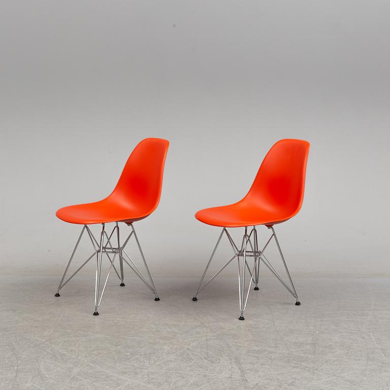 CHARLES & RAY EAMES, 7 "DSR" chairs for Vitra.