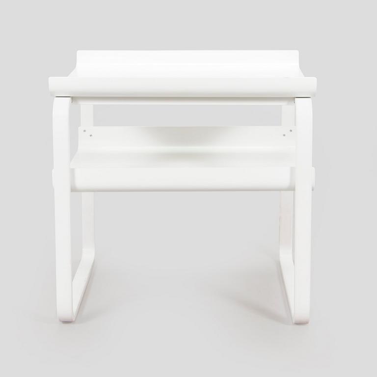 Alvar Aalto, a '915' side table for Artek, 2007.