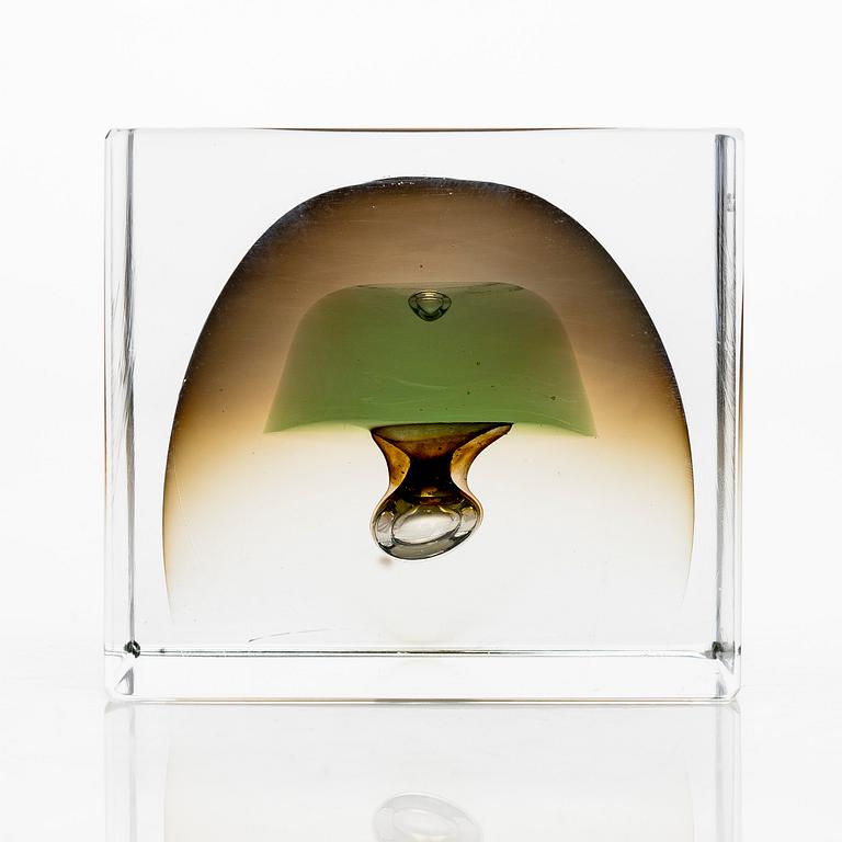 Oiva Toikka, An annual cube, signed Oiva Toikka Nuutajärvi 1983 and numbered 300/2000.