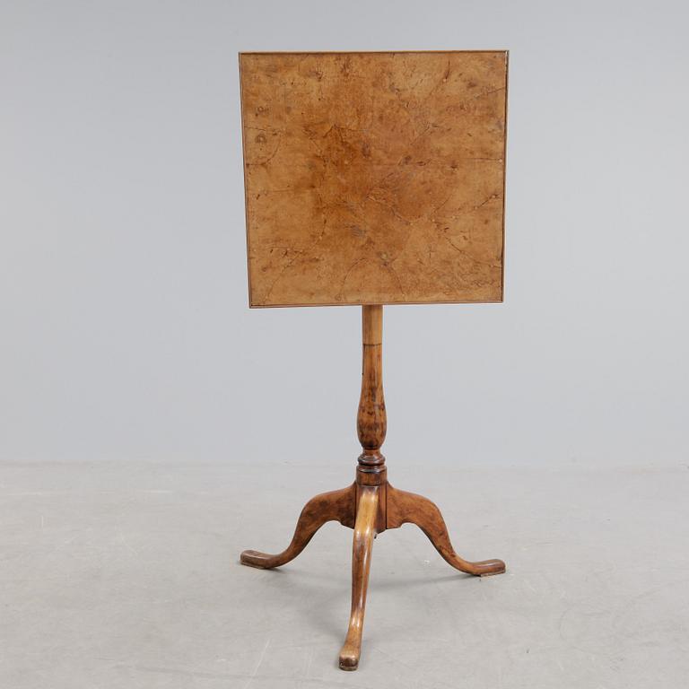 FÄLLBORD, av Jacob Sjölin (mästare i Köping och Kungsör 1767-1785).