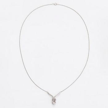 A 14K white gold necklace, with diamonds totalling approximately 0.15ct.