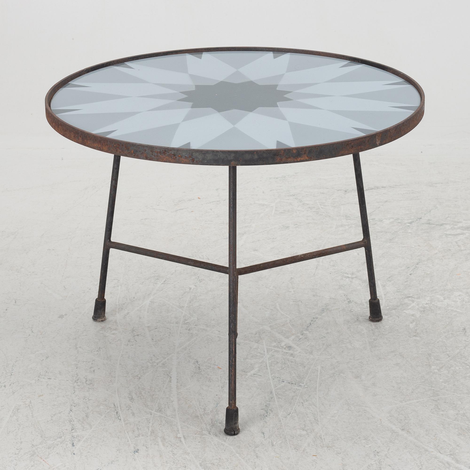 Kerstin Hörlin-Holmquist, a table fromthe Triva-series, Nordiska Kompaniet, Sweden, 1950s.