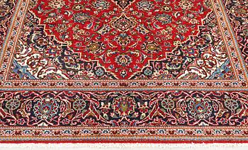 A carpet, Keshan, c. 290 x 202 cm.