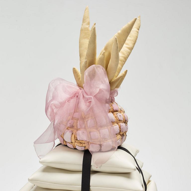 Märit Runsten, "Power meat united".