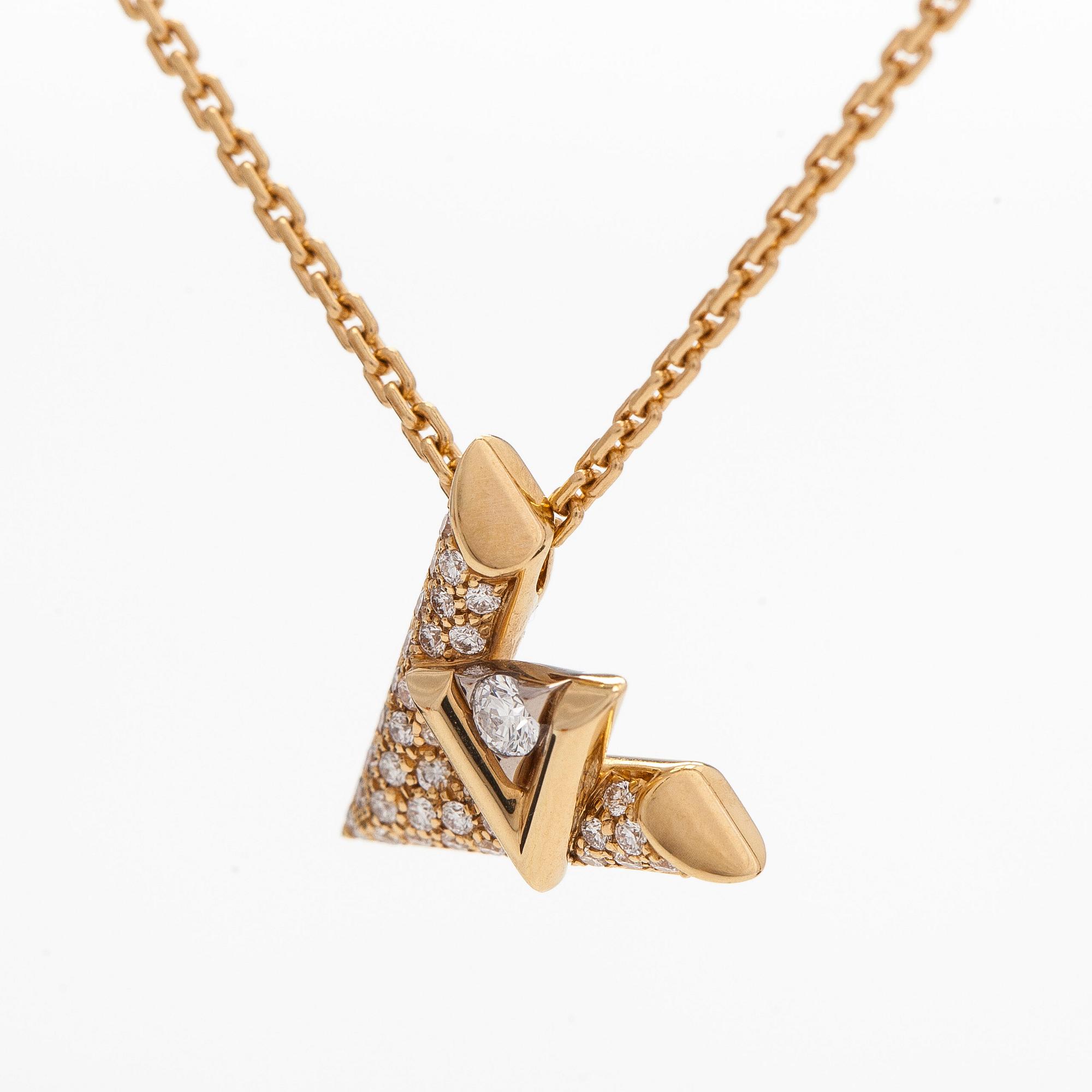 Louis Vuitton, an 18K gold and diamond 'LV Volt One' necklace.