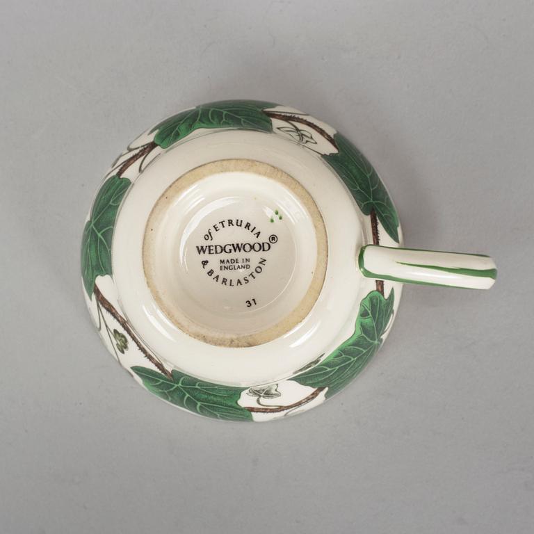 SERVISDELAR, 17 delar, "Napoleon Ivy" Wedgwood, England, flintgods.