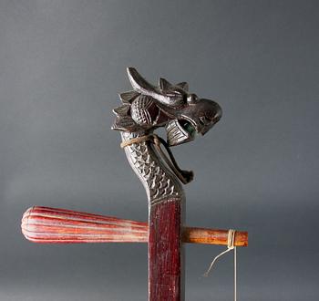 CITAR, Indien och ERHU med STRÅKE, Kina.