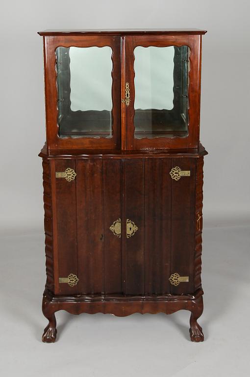 BARSKÅP, England, 1900-talets mitt.