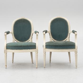 Karmstolar, ett par, Louis XVI, 1700-talets andra hälft.