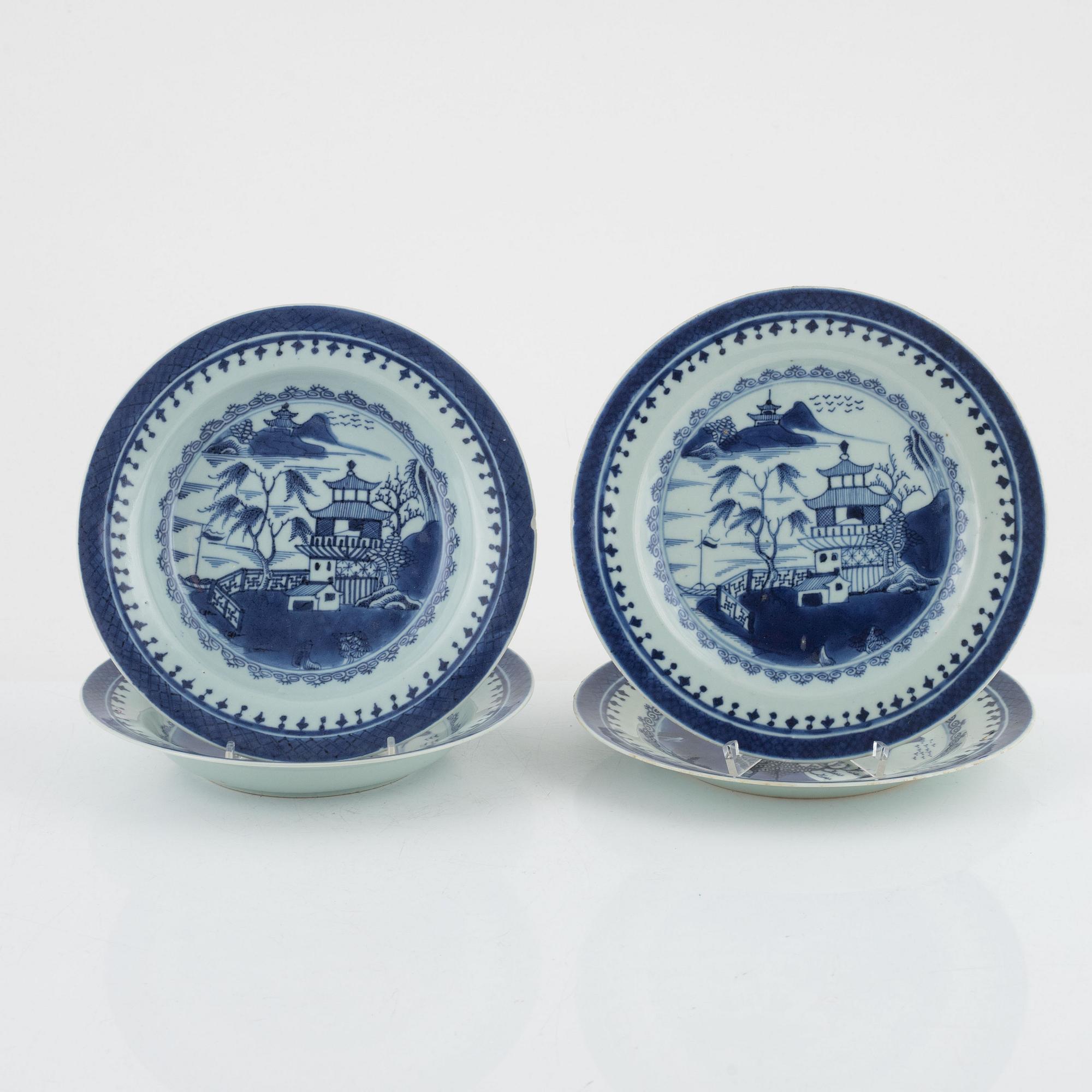 Tallrikar, 12 st, porslin, kina, Jiaqing (1796-1820).