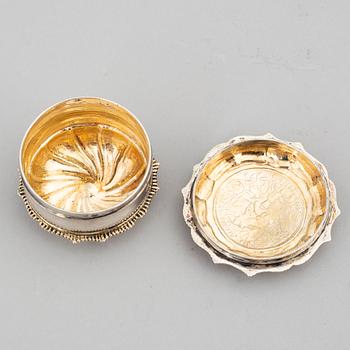 A Swedish 18th century parcel-gilt silver snuff-box, remarked Johan Malmstedt, Goteborg 1793.