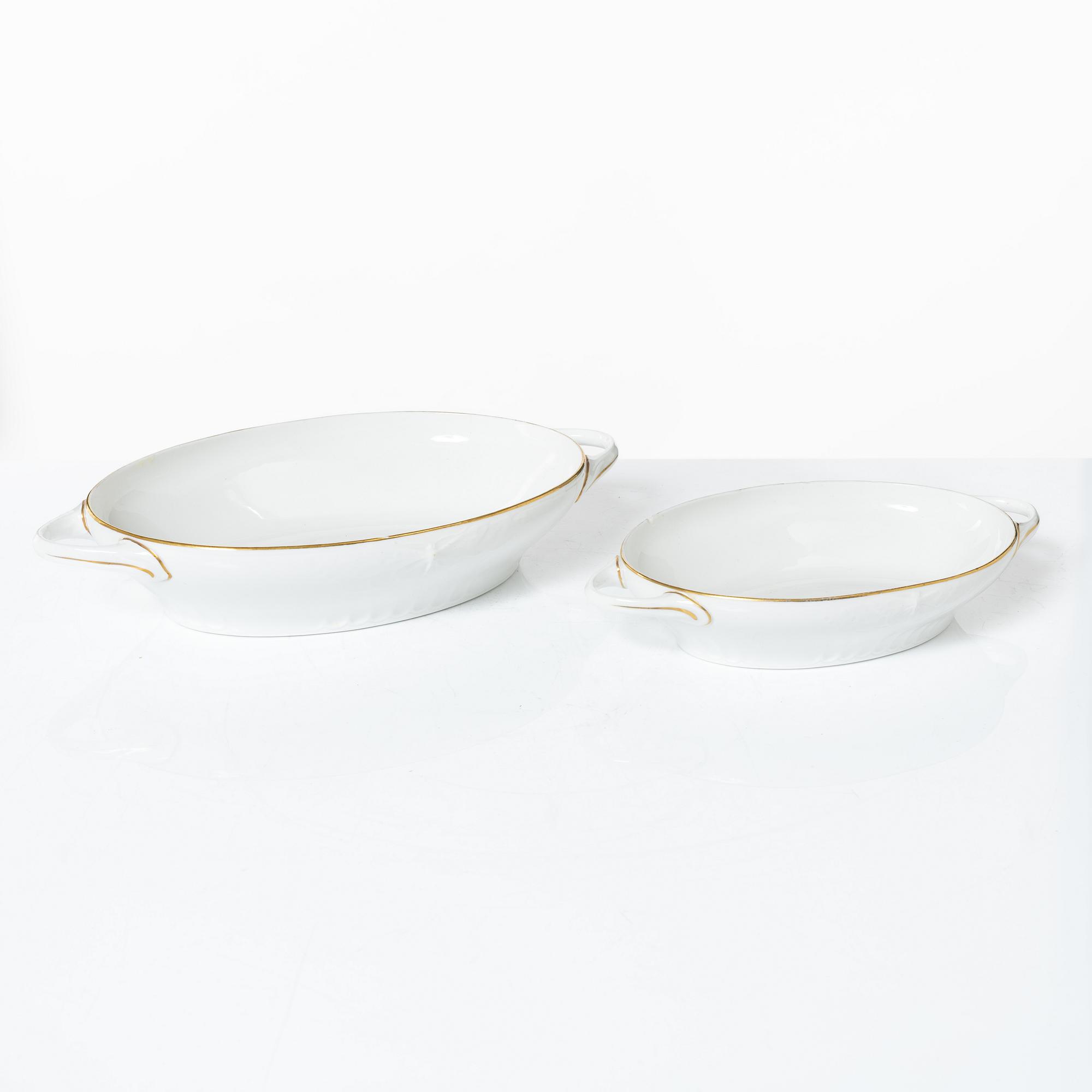 Alf Wallander, a 69 pieces dinner service, porcelain, "Fjäril", Rörstrand, early 20th century.