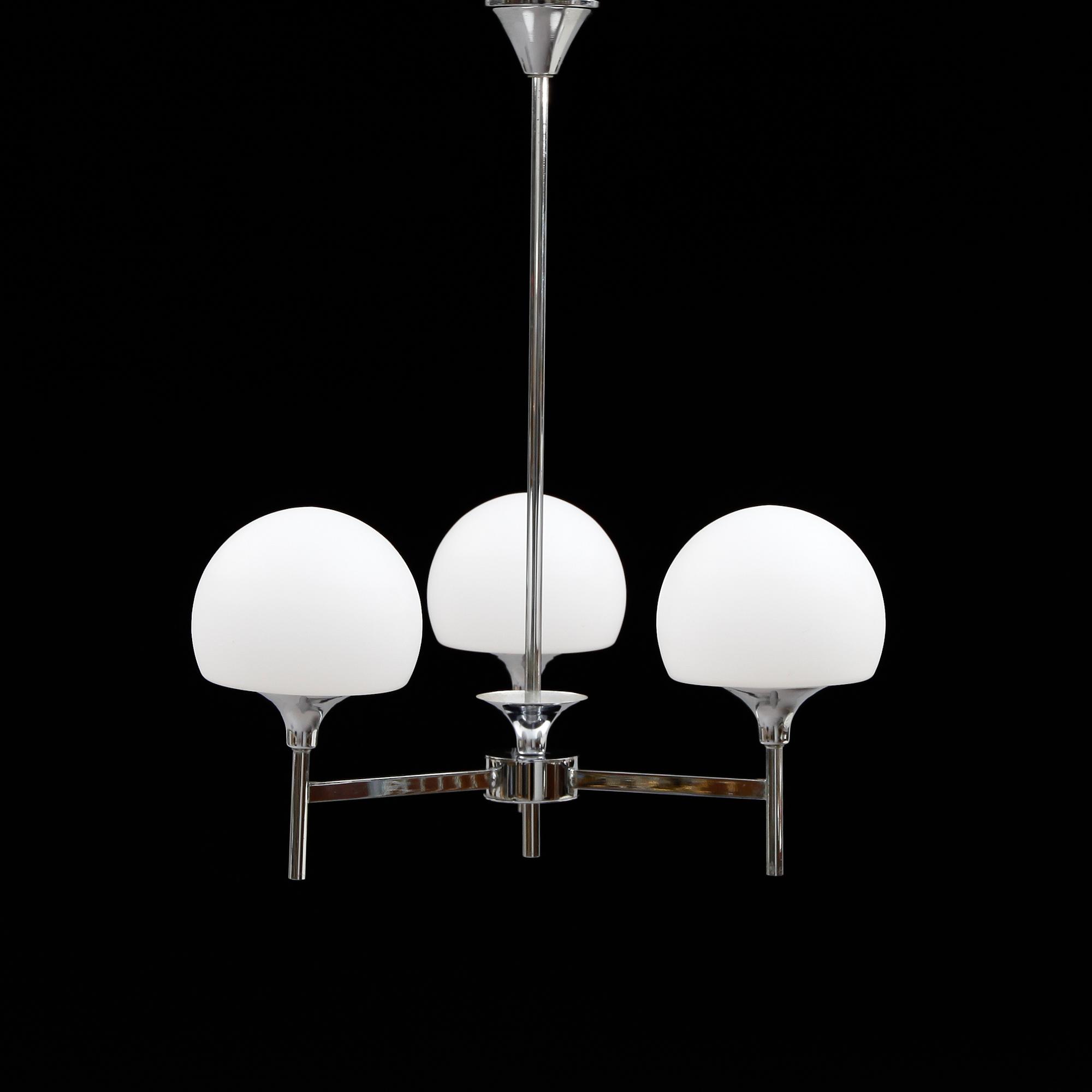 TAKLAMPA, 1900-talets mitt. Höjd ca 60 cm.
