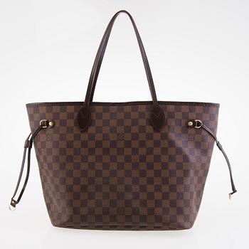 LOUIS VUITTON Neverfull MM Damier Bag.