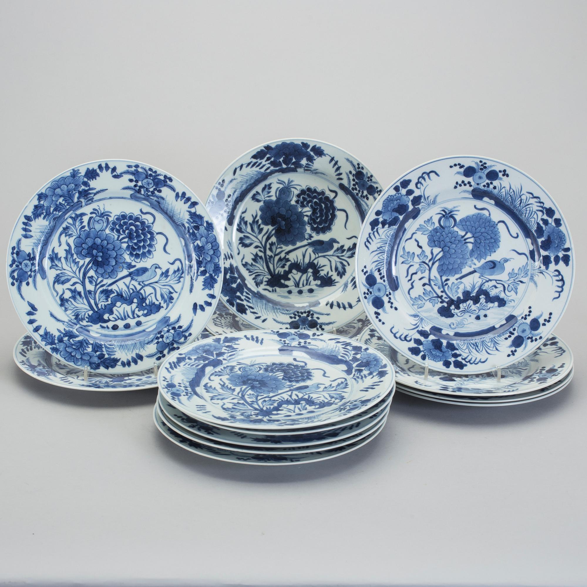 TALLRIKAR, 13 st, porslin, Kina, Qingdynastin, Kangxi (1662-1722).
