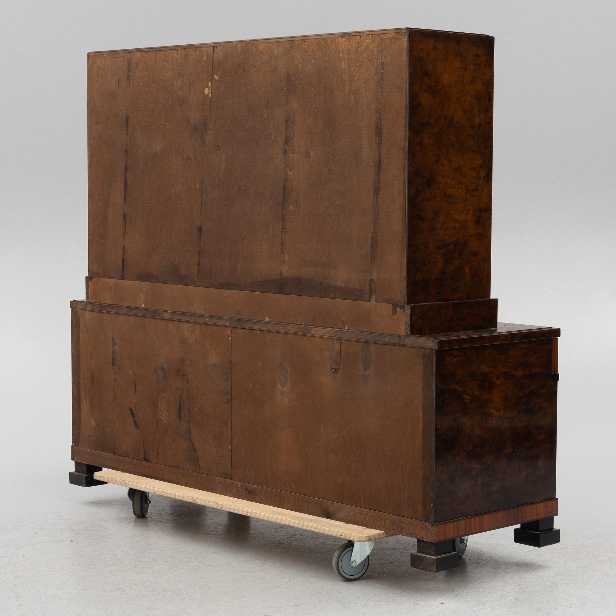 Skåp, Swedish grace, 1920-/30-tal.