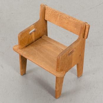 A HANS J WEGNER "PETERS CHAIR" BY GETAMA.