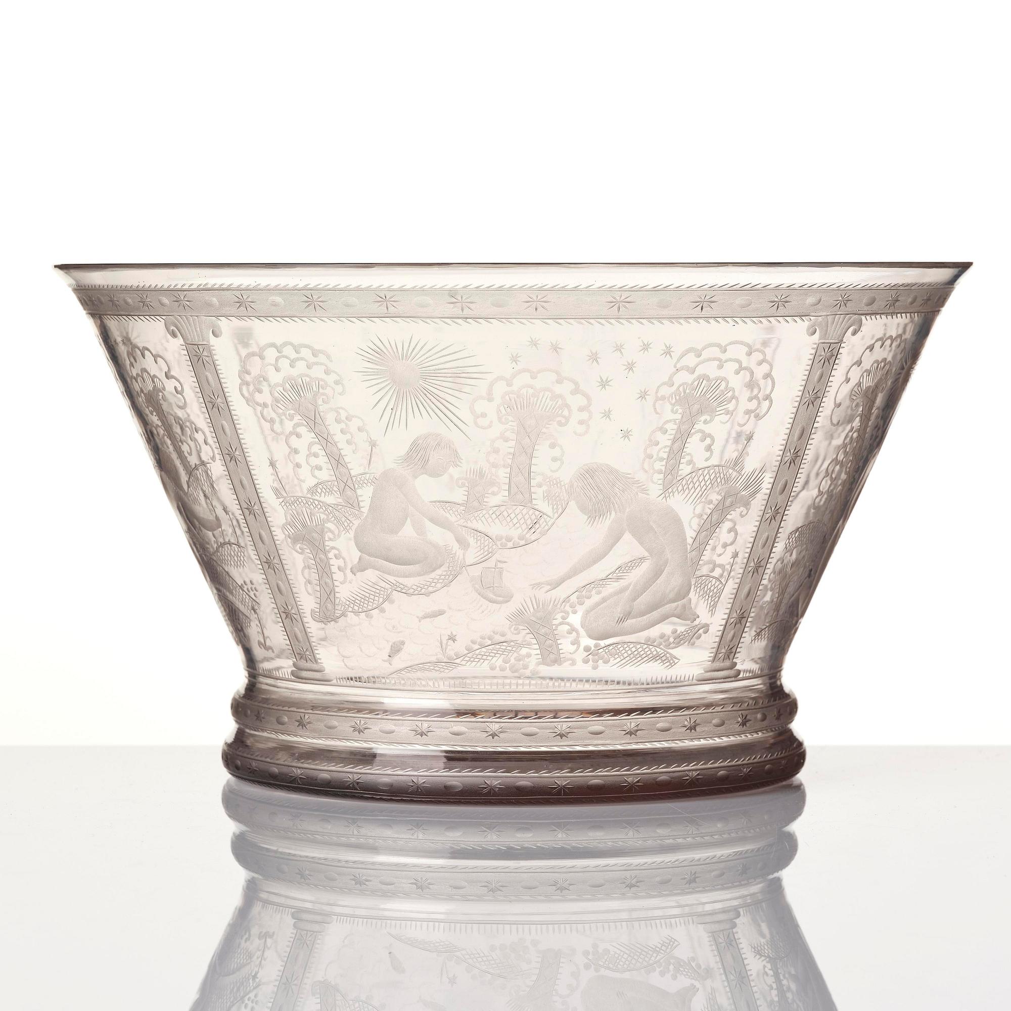Edward Hald, an engraved glass bowl, Orrefors, 1920, model 147, provenance Edward Hald.