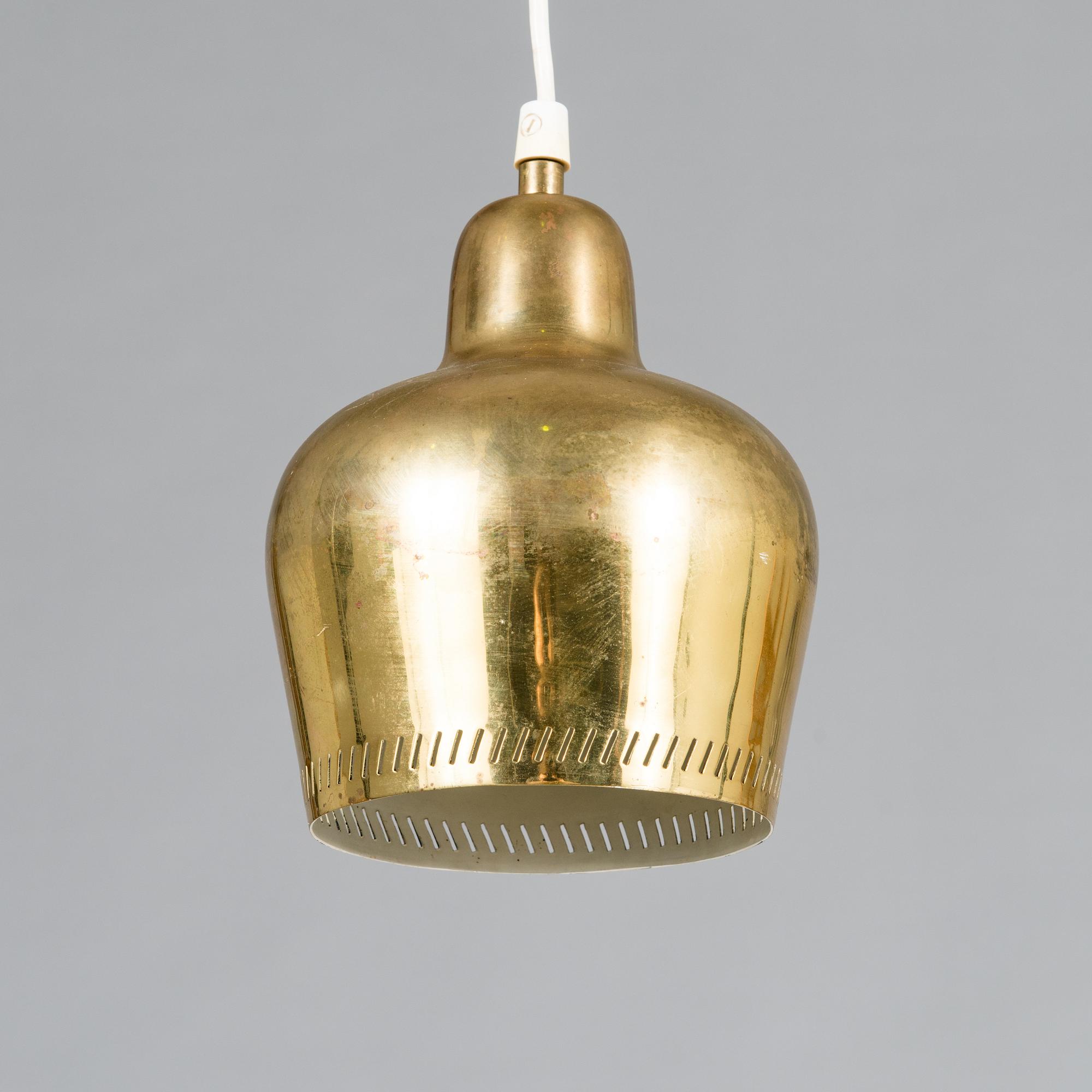 Paavo Tynell, taklampa, modell 1699, Idman 1900-talets mitt.